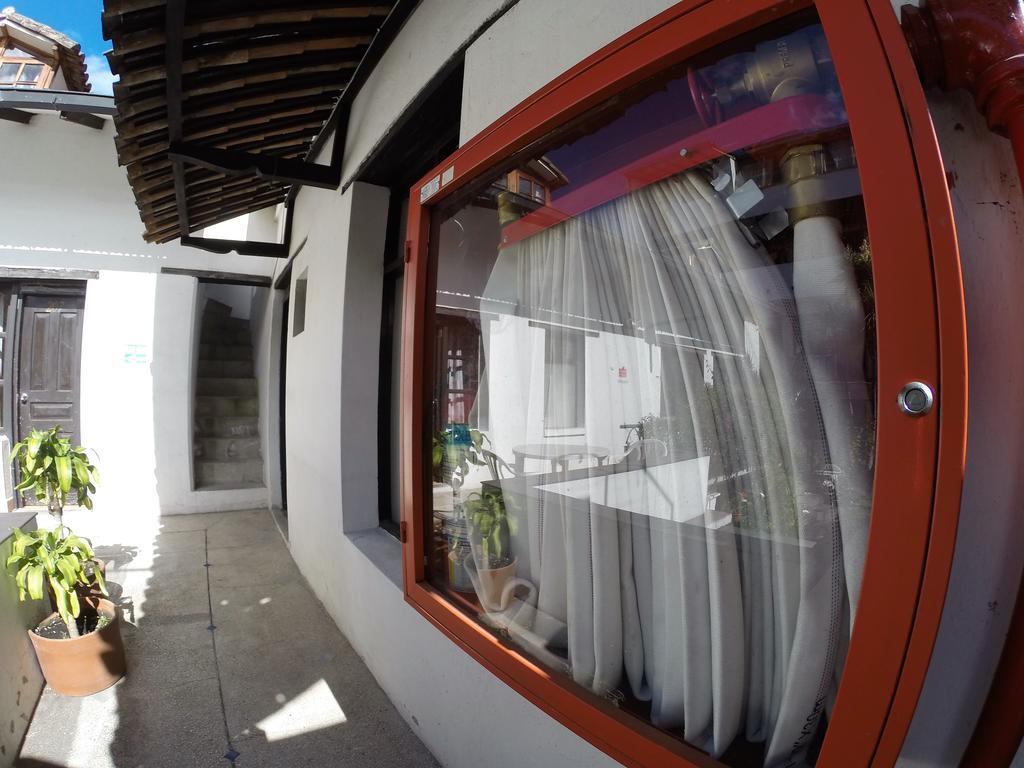 Hostal L'Auberge Inn Κίτο Εξωτερικό φωτογραφία