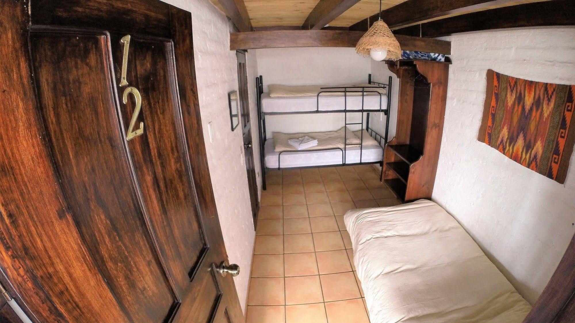 Hostal L'Auberge Inn Κίτο Εξωτερικό φωτογραφία